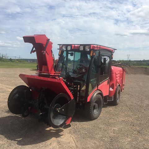 CubexLimited's tweet photo. 2013 @MacLeanEng Ribbon Blower -$15,000 CAD
#PathwayBlower #RibbonBlower #DeepSnow #snowremoval #heavyduty #NiagaraFalls #Guelph #Brampton #Sudbury #ThunderBay #Brantford #Toronto #GTA #Ontario More Info or to Book a DEMO Call 519-770-0216 or 1-877-Go-Cubex (462-8239) https://t.co/QNbhbXt3gD