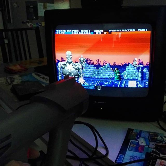 Freakazoid999's tweet photo. T2 The Arcade Game with Sega Menacer #t2thearcadegame #sega #megadrive #menacer #segamenacer #shootinggame #terminator2 #arenaentertainment #terminator #segamegadrive #1992 #retrogaming #arcade https://t.co/AatBeJdAk0