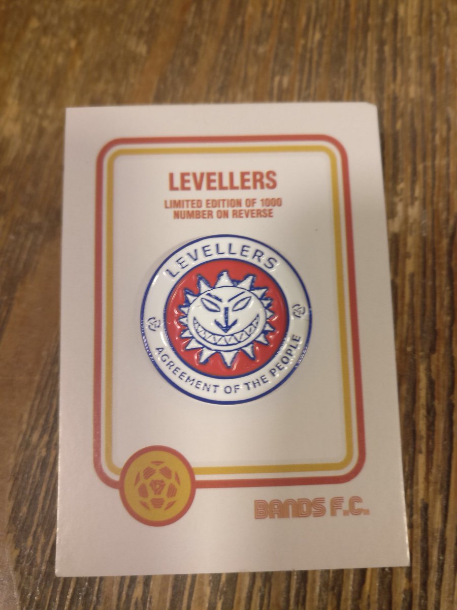 _Bands_FC's tweet image. Retweet for a chance to win: A limited edition, numbered Levellers enamel badge.
1 of 1,000. The first 500 will go on sale on Monday at 11am from BandsFC.com
£5 with all proceeds going to Sussex Homeless Support 
The Levellers will have the other 500 on their UK tour.
