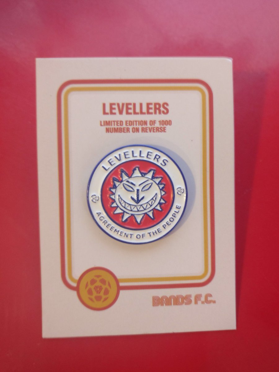 _Bands_FC's tweet image. Retweet for a chance to win: A limited edition, numbered Levellers enamel badge.
1 of 1,000. The first 500 will go on sale on Monday at 11am from BandsFC.com
£5 with all proceeds going to Sussex Homeless Support 
The Levellers will have the other 500 on their UK tour.