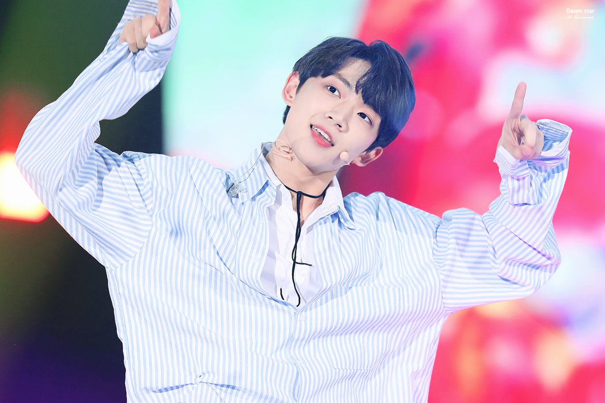 Dawnstar_990809's tweet photo. 항상 빛나줘서 고마운 형섭아 의웅아! 데뷔 1주년 너무너무 축하해💛🎉🎉
만수무강🙌 불로장생🙌 변치않고 사랑해 ᕦ(ò_óˇ)ᕤ
#형섭X의웅_1st_Anniversary 
#눈부시게_찬란한_형섭X의웅_1주년
#MAMAVOTE #hyeongseopxeuiwoong https://t.co/xqaiuot0WJ