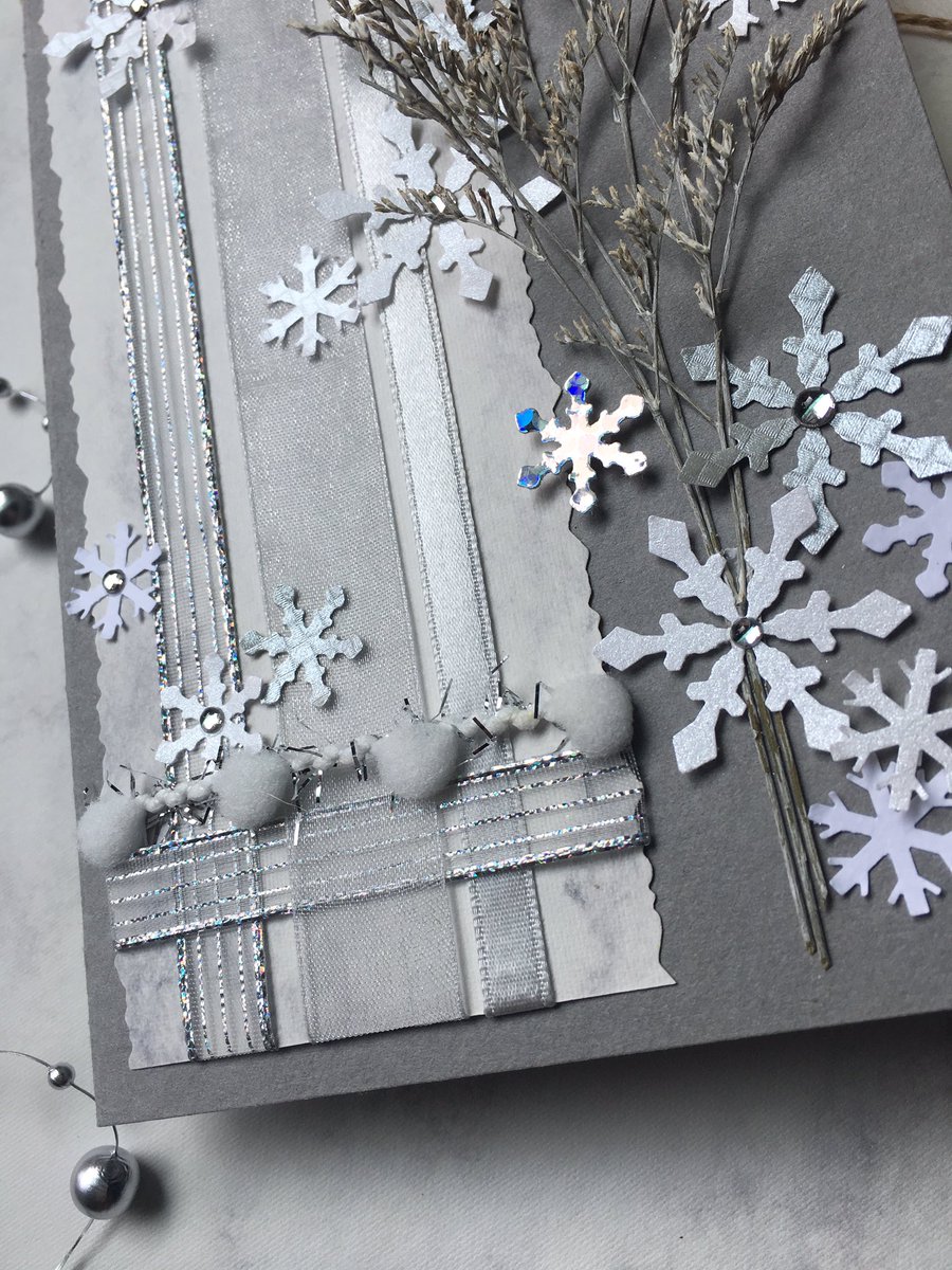 peisidea's tweet photo. Haven't start to make a Christmas card...😳 I'm in trouble now... 😱
#driedflowers #handmadecards #diycard #cardmaking #cardmaker #greeting #greetingcards #bestwishes #createcards #thankyoucards #birthdaycard #marbled #lovecard #mixandmatch #christmascards 
#手工卡片 #手做卡片 https://t.co/5uytVBzpaU