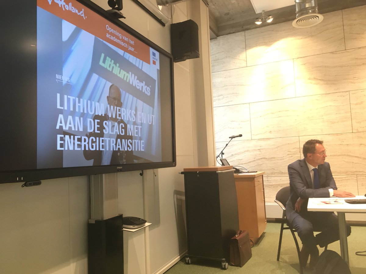 WTCTwente's tweet image. Toelichting op Battery Valley in Oost-Nederland en de plannen van #LithiumWerks in #Twente toegelicht tijdens EZ-themadag over #internationaal vestigingsklimaat in het #WTCTwente #energietransitie #newenergy