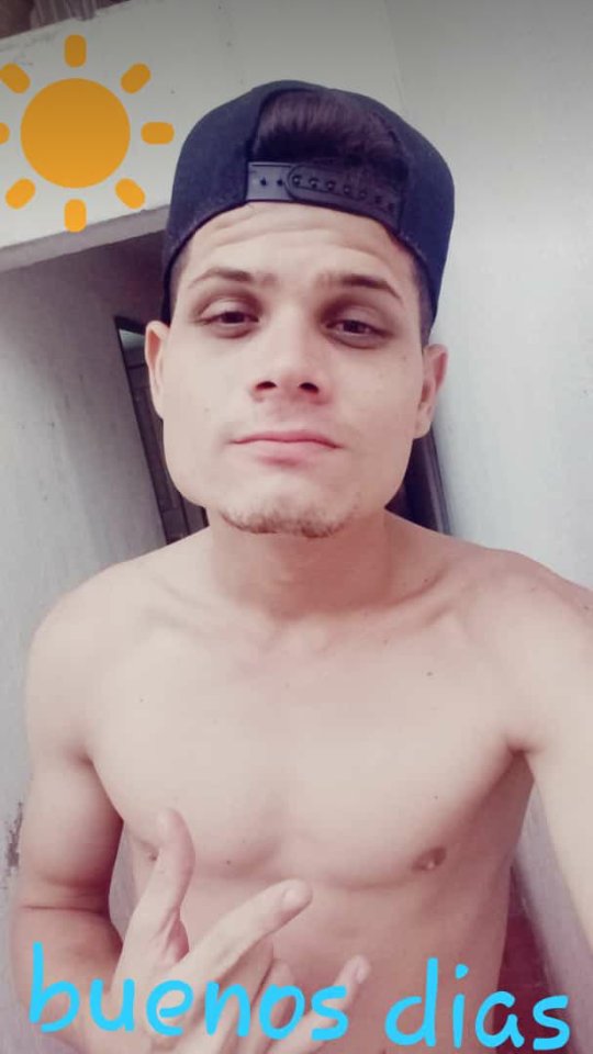 DanielM59940524's tweet photo. Buen día 😙 #happyday #love #Tbt https://t.co/CRG7vqkXSv