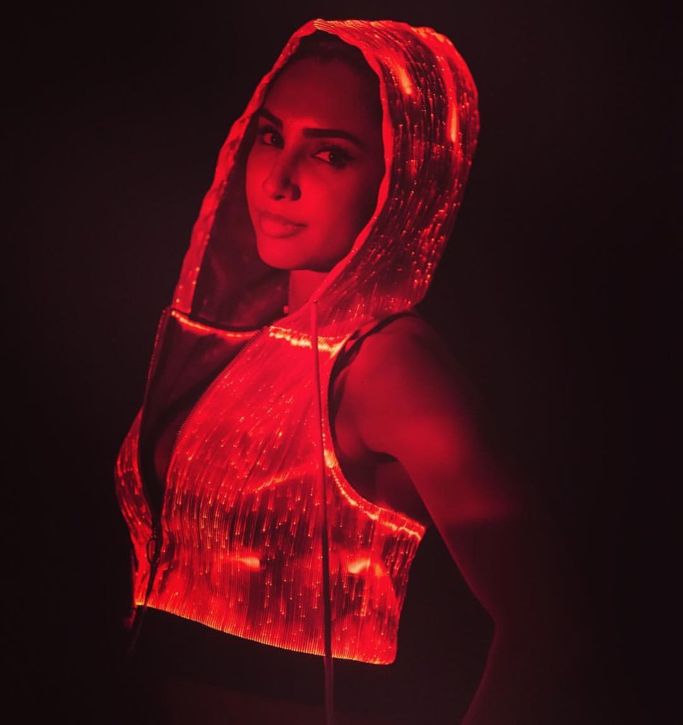 Each month, <a href="/ulule/">Ulule</a> puts the spotlight on creators and entrepreneurs who need to fund their campaigns with our Pitch Pitch nights in various cities around the world! 

Catch Fashion Zone member, @inlighten_co at Pitch Pitch Fashion on Nov 22! 🙌

📸: @inlighten_co