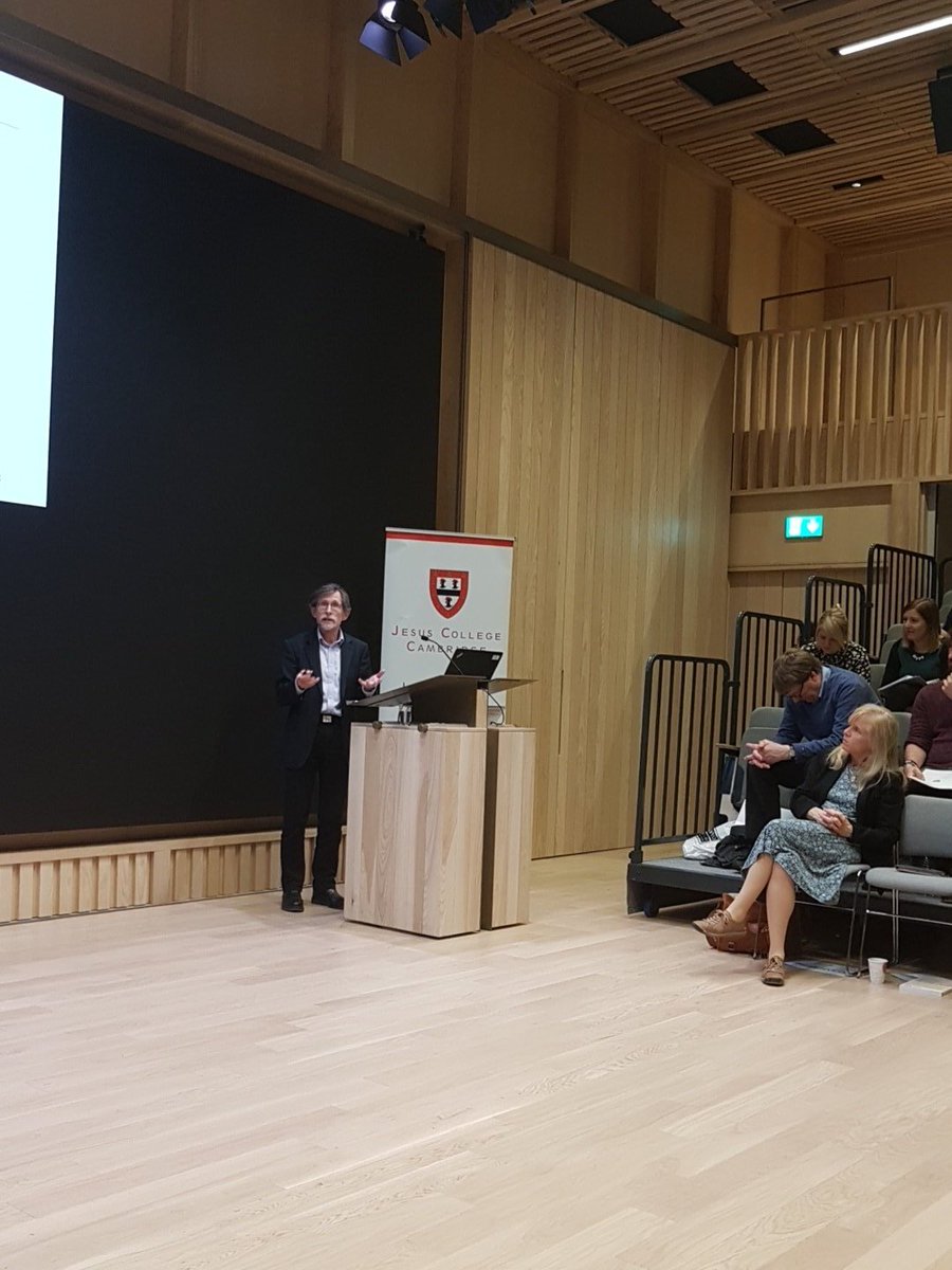 RaeSnape's tweet image. "Walking and talking is natural, reading and writing is not. It must be taught. This is a purpose of education. Knowledge is powerful. It's not the Knowledge of the powerful. This is an important distinction." Tim Oates @Cam_Assessment @IntellForum  #WSCLearn