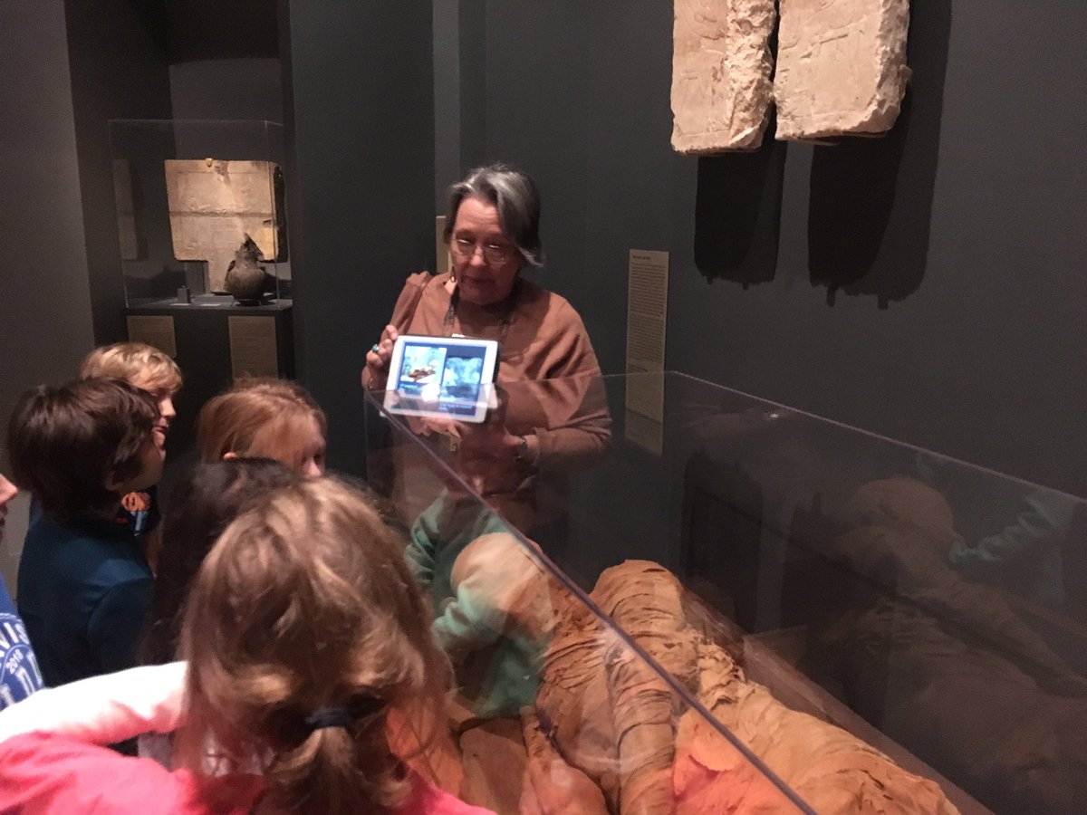 noradsanders's tweet image. 2nd grade 🎯 Ss learning about the art and science of art conservation at the Carlos Museum. Saw this mummy’s trip to the “mummy hospital”. #lovetothinkhere #Emory