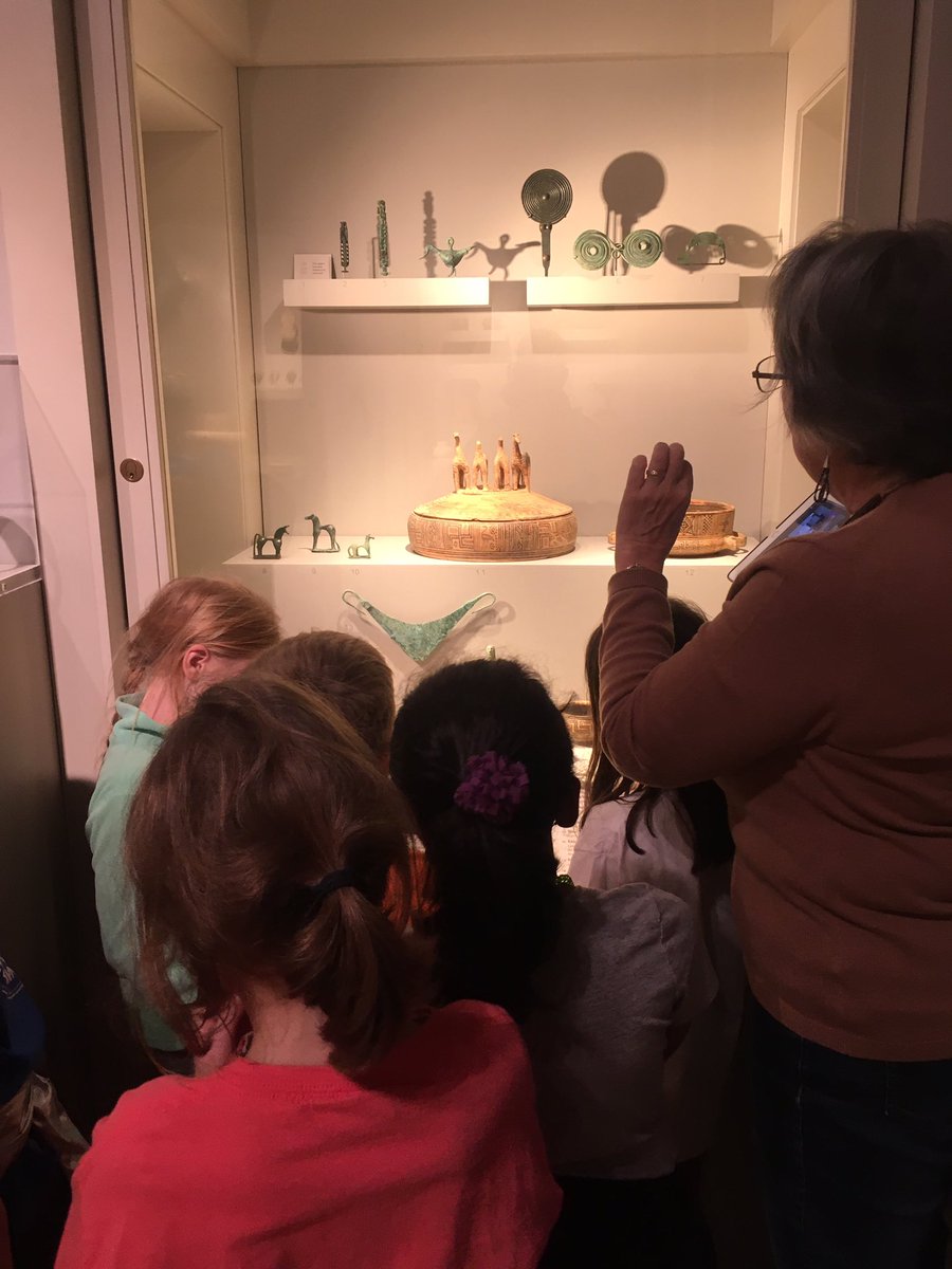 noradsanders's tweet image. 2nd grade 🎯 Ss learning about the art and science of art conservation at the Carlos Museum. Saw this mummy’s trip to the “mummy hospital”. #lovetothinkhere #Emory