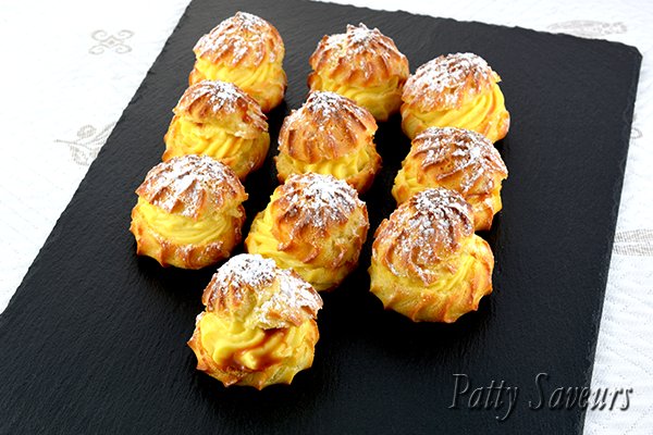 PattySaveurs's tweet photo. Vanilla Caramel Cream Puffs!
These vanilla caramel cream puffs are filled with vanilla pastry cream and a few drops of salted caramel sauce, they’re an exquisite bite size delight!
https://t.co/FAd2a5dwa7
#eeeeeats #feedfeed #IFBCX #nomnom  #Recipes #Cooking #SundaySupper https://t.co/rJ5OhNtIXV