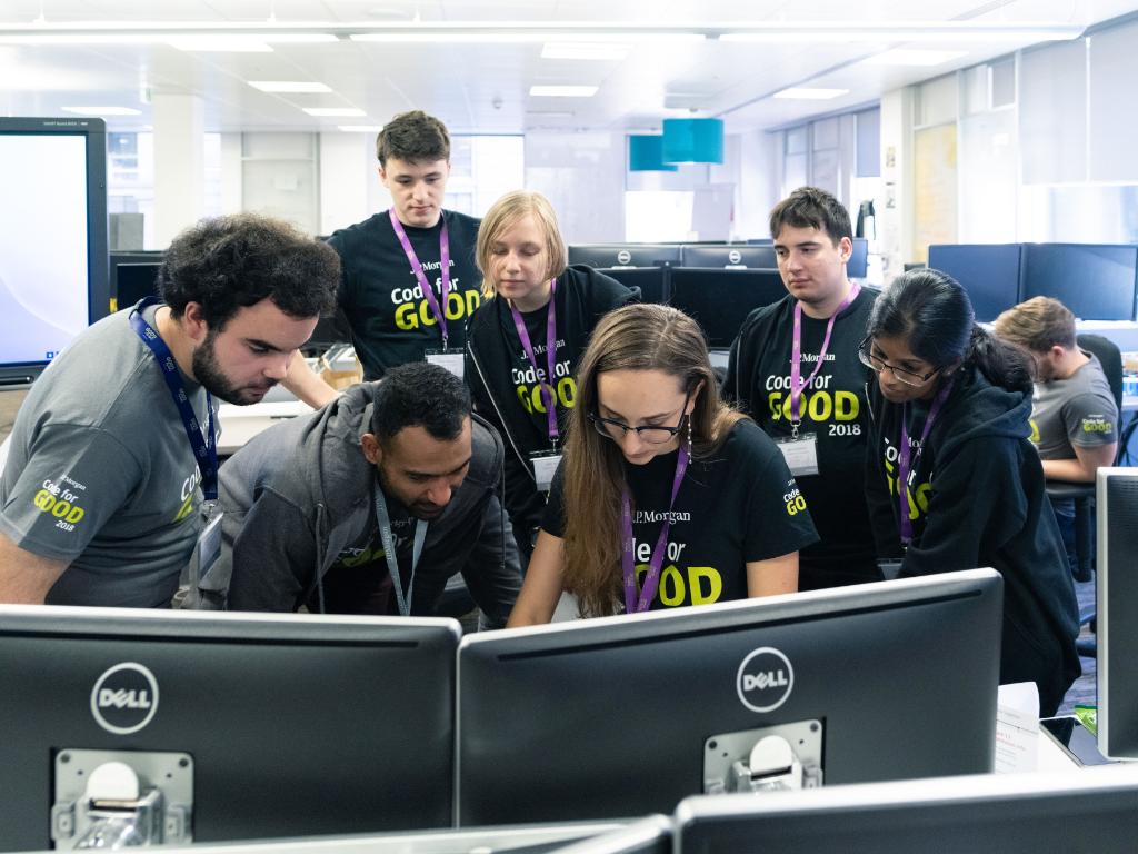 jpmorgan's tweet image. Hearts and minds were focused on creating solutions for @Health_in_Mind, @CwC_UK, and @ArtlinkEdin at our #CodeForGood challenge in #Glasgow.