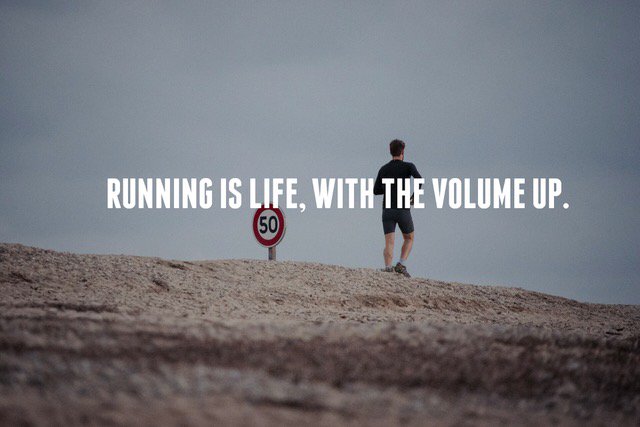 Runnerslight's tweet image. Running is life with the volume up. #ThursdayThoughts #nycmarathon #runnerslife