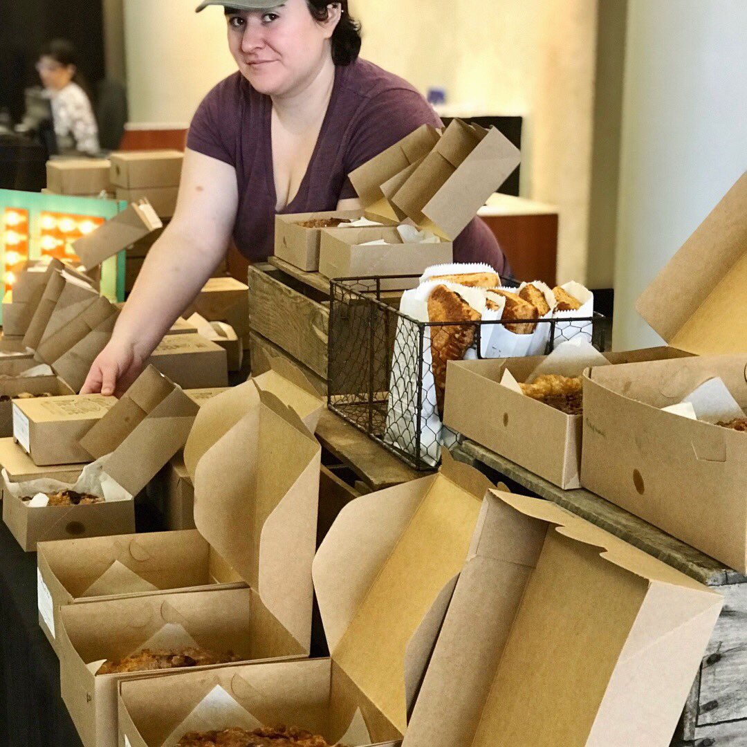 LivinThePieLife's tweet photo. Come visit our Pie Pop Up till 2pm at the Arlington Government Building at 2100 Clarendon Blvd. #lots of freshly baked pies like Raspberry Almond, S’mores, Apple Caramel Crumb and more! #piepopup #eatmorepie #surprisedbypie #madeinarlington https://t.co/sJs9MUd254