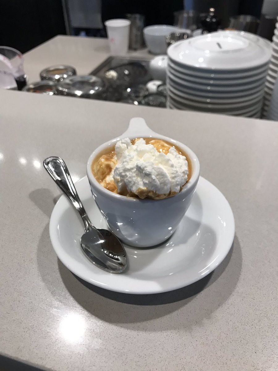 UncloudedVision's tweet photo. @UpperLeftRoast , your pear-infused 🍐 whip cream with espresso is pure delight. https://t.co/XV0I06I9eX