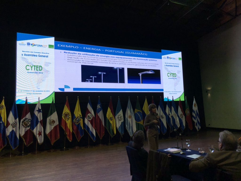 Programa_CYTED's tweet photo. presentación resultados destacables Red comunidades urbanas energéticamente sostenibles ( URBENERE ) presentada por Lluis Bragança y Cristina Engel de Álvarez #cyted https://t.co/VyA2oCQGWR