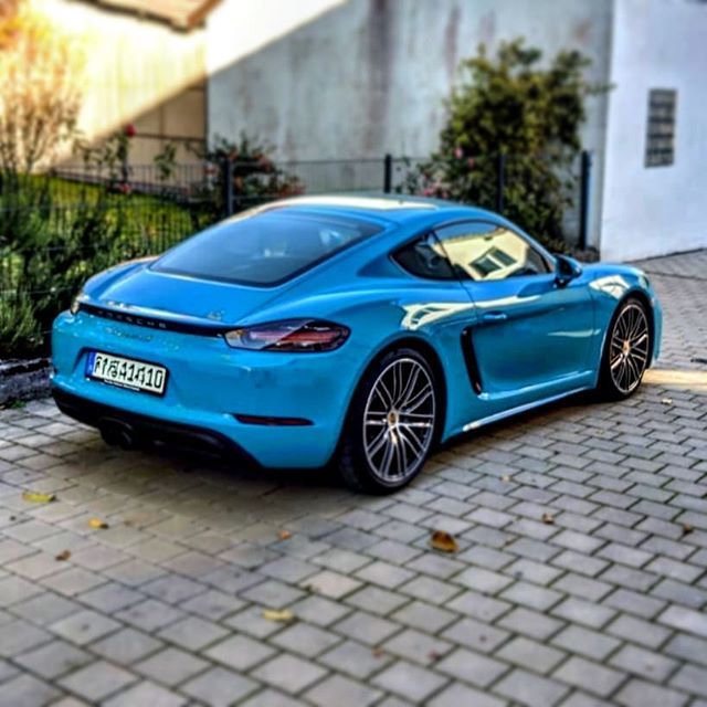 speedgeeks_de's tweet photo. Cayman S - the real 911. #cayman #porsche #caymans #911 #mittelmotor #carbonkeramik #carbon #porschecayman https://t.co/bKKFRd17Dm https://t.co/ePrTthZU4b