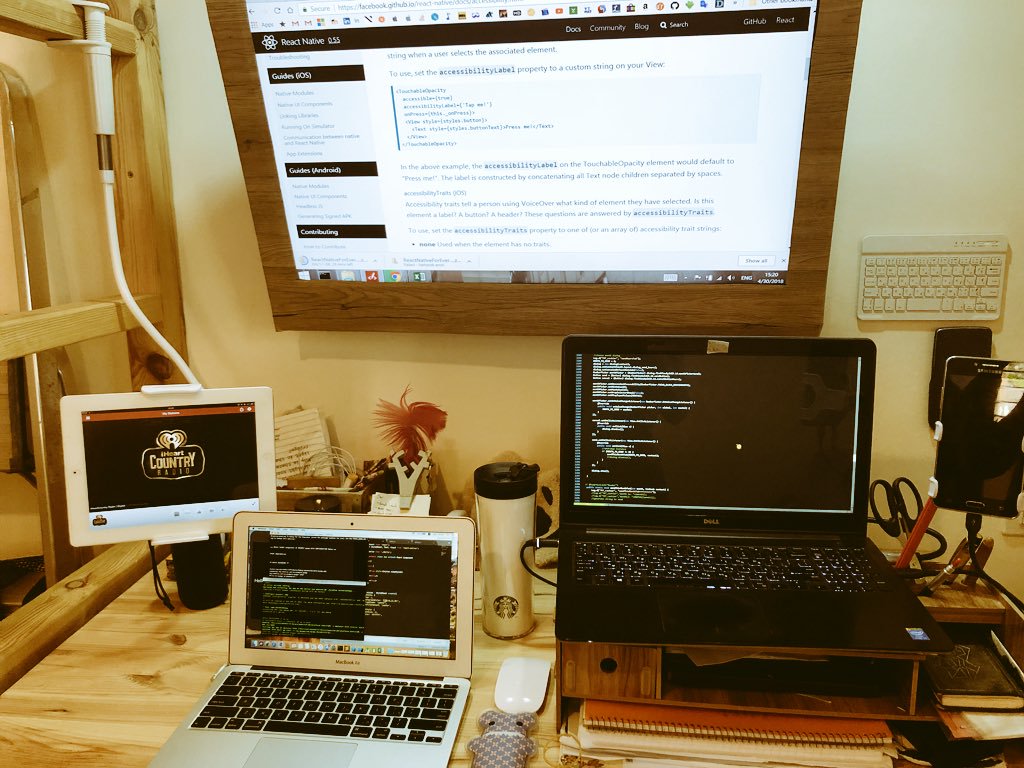 YGelistiriciler's tweet image. #homeoffice 😝 #yazilimci #programcı