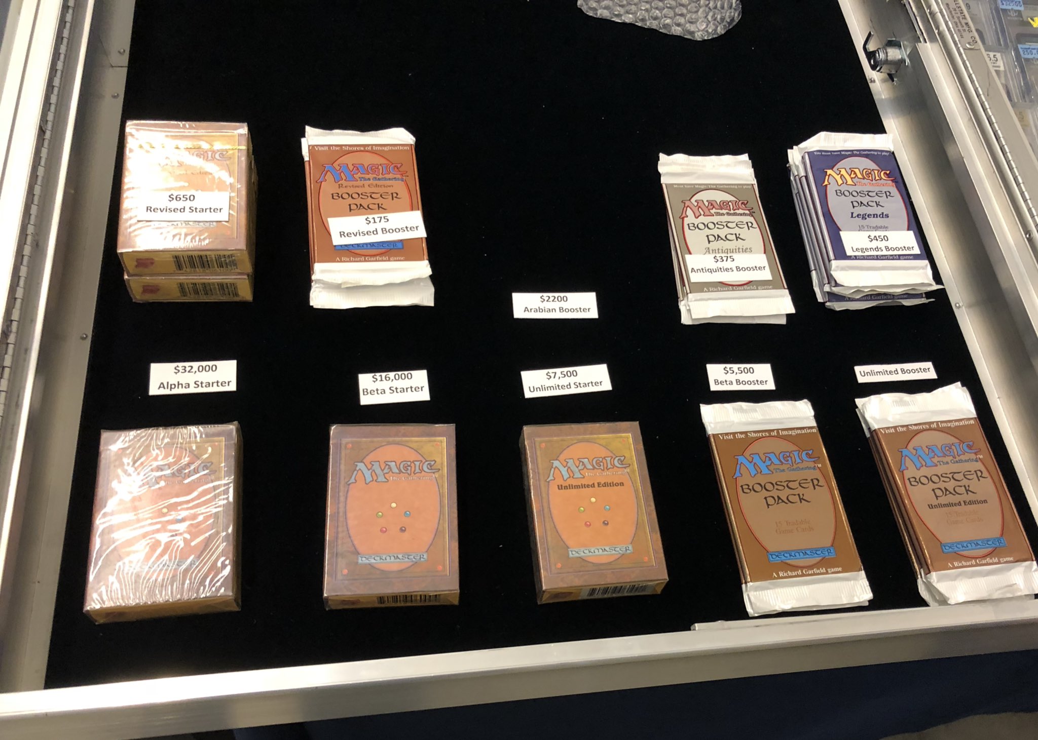 Somanyinsaneplays Alpha Starter Deck Only 32 000 It S Eternalweekend T Co 84m7hfosp4 Twitter