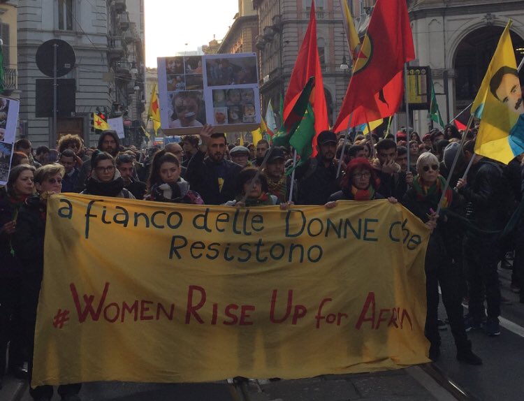 Fra_vl's tweet photo. L’attacco ad Afrin è un attacco alla rivoluzione delle donne! #WomenRiseUpForAfrin #AfrinUnderIsolation https://t.co/CLoyWRBbZm