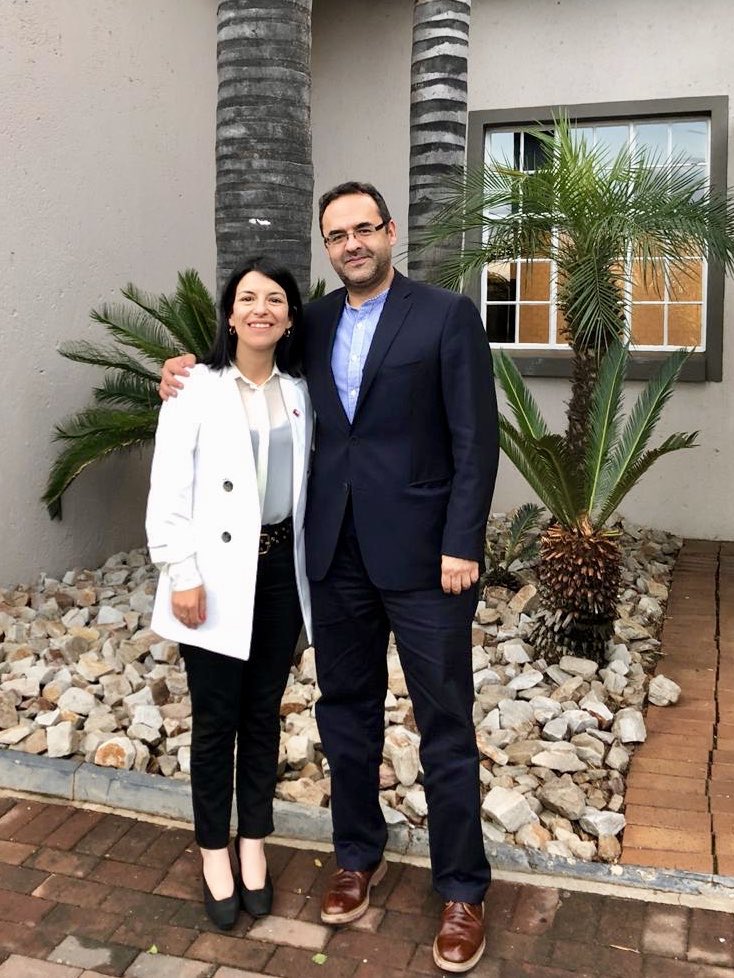 _alecandia's tweet photo. Excelente y provechosa conversación con @GHLicona sobre el rol de @coneval en la evaluación de programas sociales en 🇲🇽. Grandes oportunidades de una agenda de trabajo conjunta! #MPPN2018 https://t.co/1bWlKPa4NS