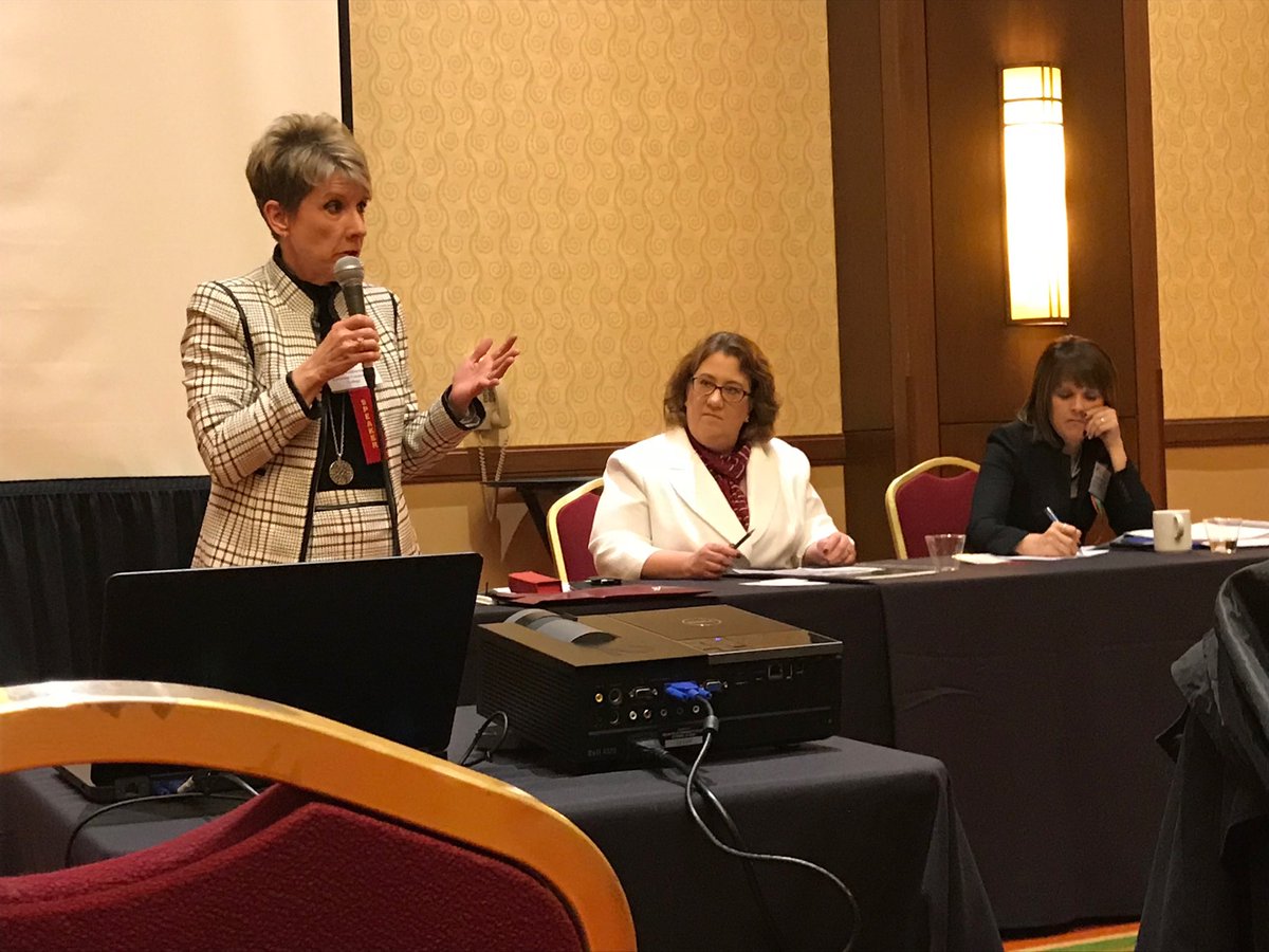 JaneBradley56's tweet photo. Great presidents panel discussion! #WayUpIA https://t.co/8UeQJhzW9r