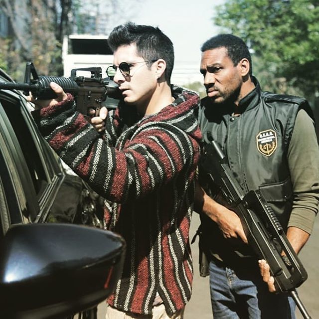 AxlUnico's tweet photo. Hace un año estabamos grabando #TresMilagros (aquí una foto) y ahora me toca volver a compartir ficción con mi brother @harding_jr .
.
#Actors #ActorsLife #Talented #ElTripas #TresMilagros #Teleset #SonyPictures @telesetmexico @sonypicturesmx https://t.co/2yOkvw7Zcf https://t.co/Ozbwp9JcwU
