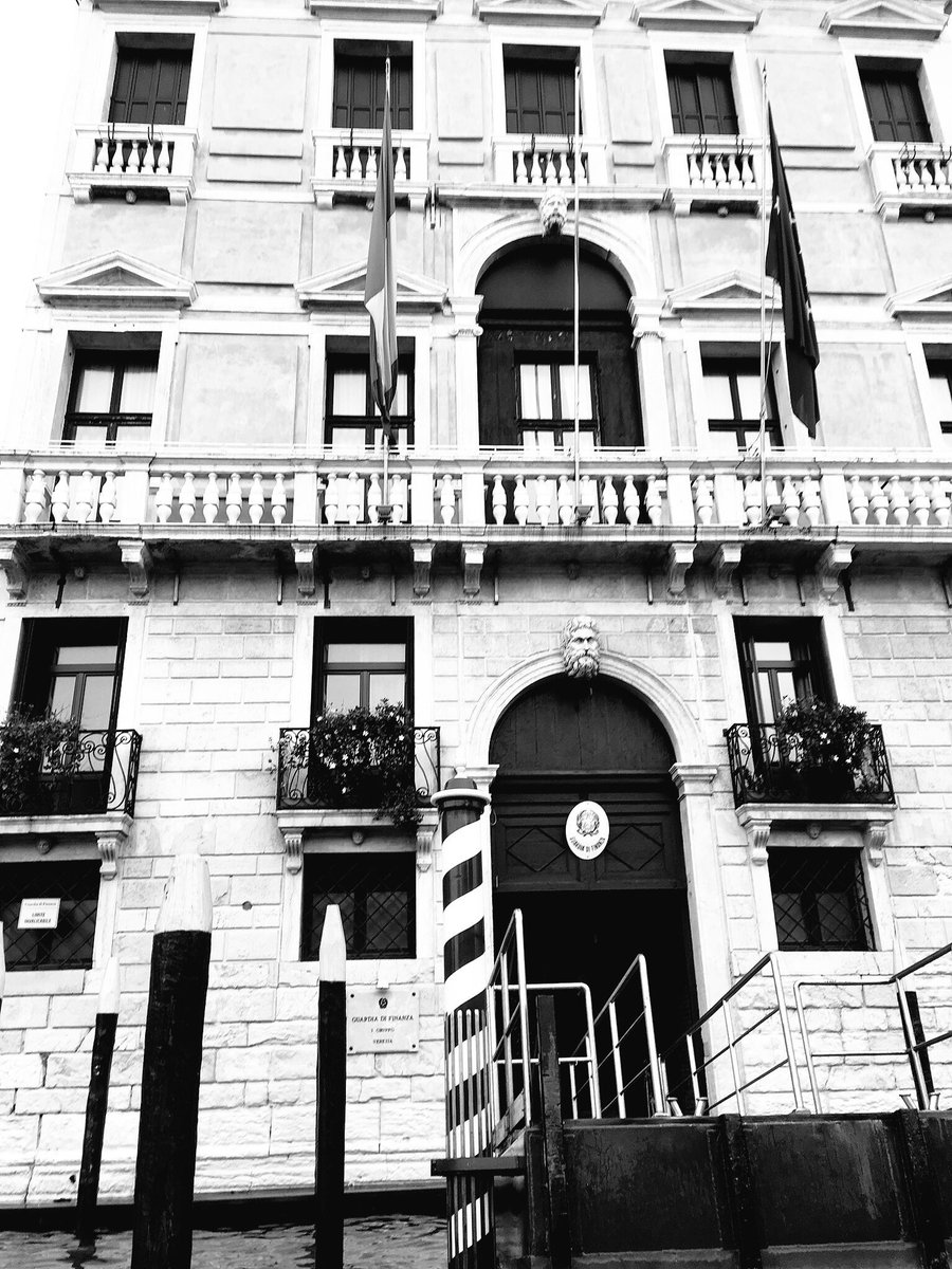 #blackandwhitechallenge Nominated by @SarahKasper3  😄
🗓️ 7 days
📸 7 pictures
🚷 no people
📵 no text
Today´s nomination will go to <a href="/HollatzJuergen/">Juergen Hollatz</a>  😉