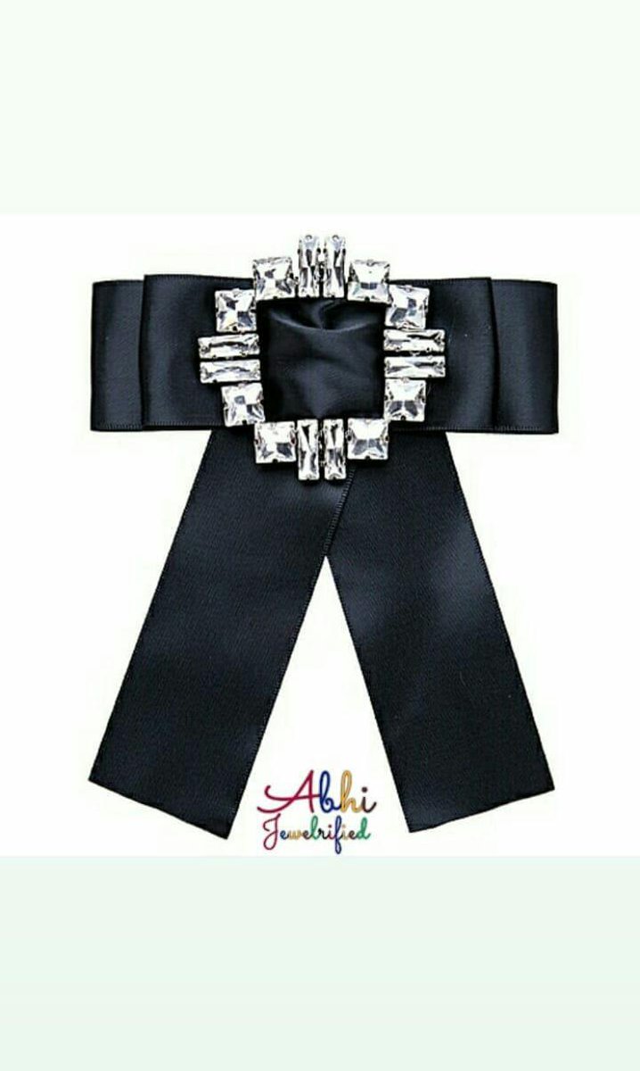 corbybby's tweet photo. @OgbeniDipo Get these fashion brooches and more for as low as #1000.....kindly check out our page on IG/FB @abhi_jewelrified or call/whatsapp us on +2348134967705 https://t.co/pY1xEmP6PX
