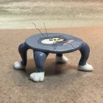 まるで本物そっくり!金床にぶつかってテーブルみたいになったトムを作ってみた!