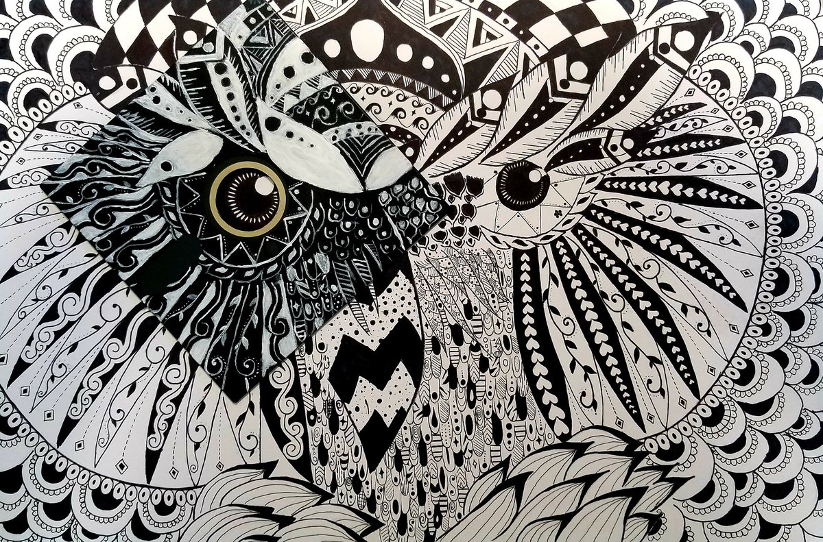 An AP Studio Art student completed this #owleyes design assignment using a repurposed #floppydisk.