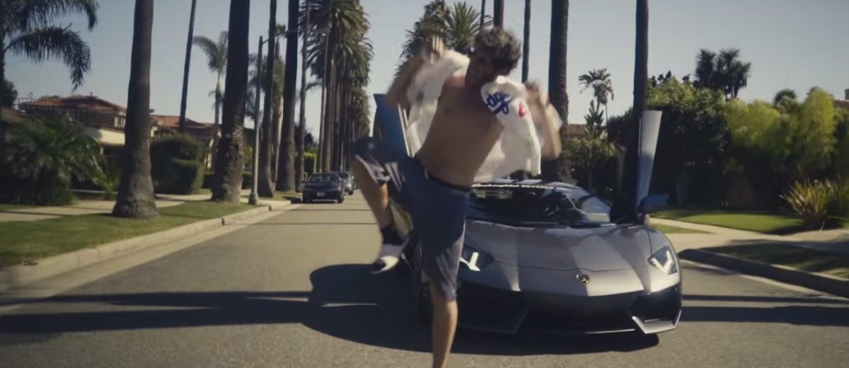 audradothurd's tweet image. just out here tryna #savedatmoney @lildickytweets