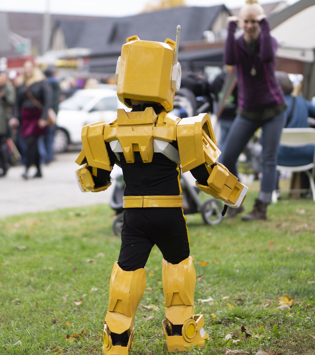 Max costume from Miniforce made by Xeobalth for his 3 year old son. 