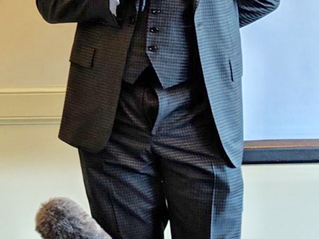 CarlosDaSnake's tweet photo. You can actually sum up the entire #JacobWohl #burkman press conference with a single photo. Prison will not be kind. #FlysDown https://t.co/at1OF2RtAg