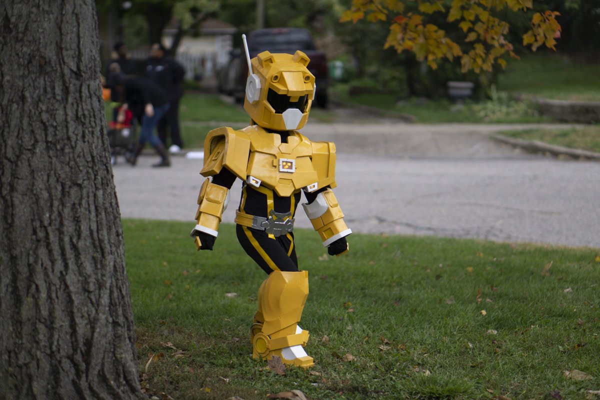 Max costume from Miniforce made by Xeobalth for his 3 year old son. 