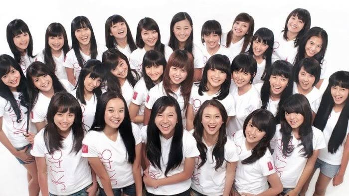 sonianatalia_w's tweet photo. dari 28 orang dan setelah 7 tahun kami 6 orang yang bertahan🤗
#JKT48FirstGen7ourney https://t.co/1d4m3tzasZ