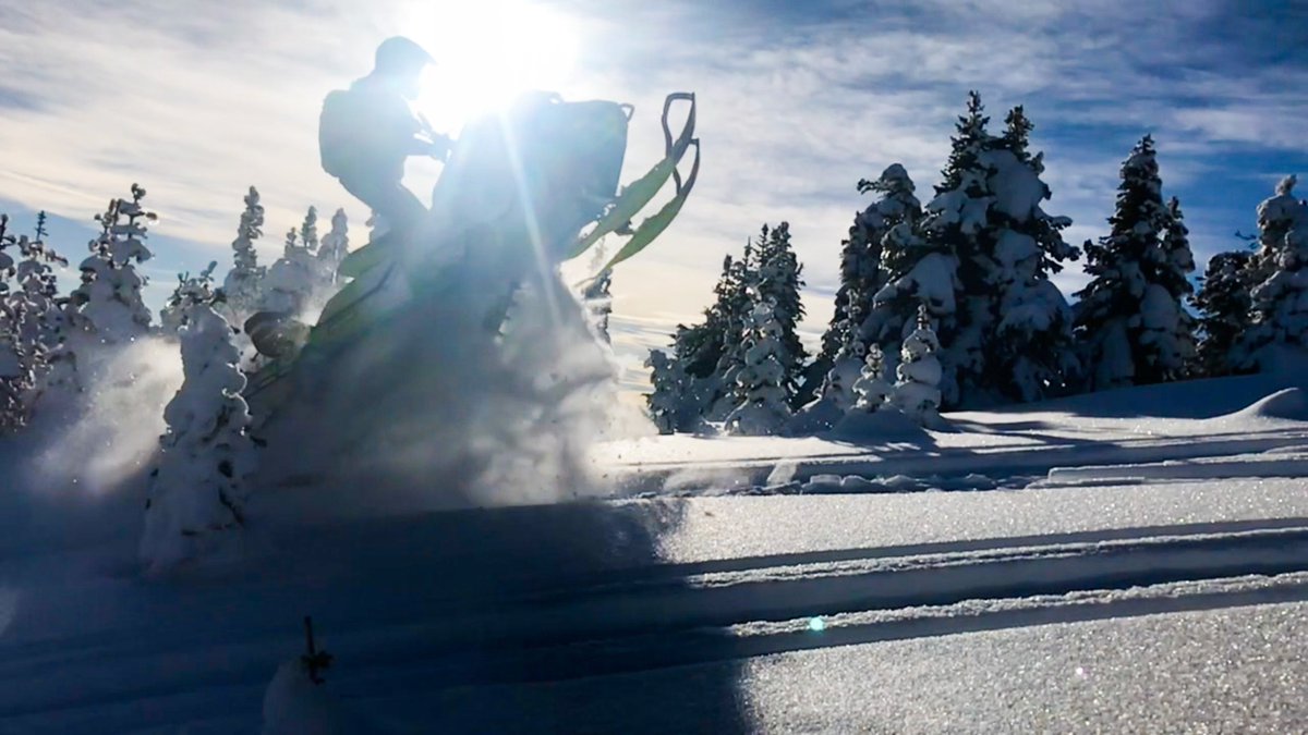 cyclopsgear's tweet image. Throwback to last year's shred season ❄️ 
#cyclopsgear #recordlife