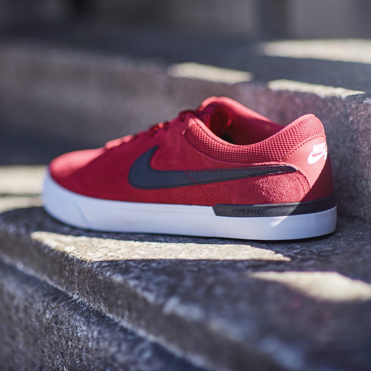 sports direct nike sb trainers