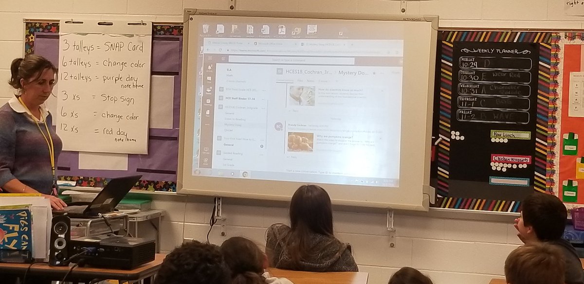 CurleyNancy's tweet photo. Ms. Cochran seemlessly using MS Teams by adding channels and links she wants her Ss to access. #onslowdlt #hcesgators https://t.co/6FjwpmIIGN