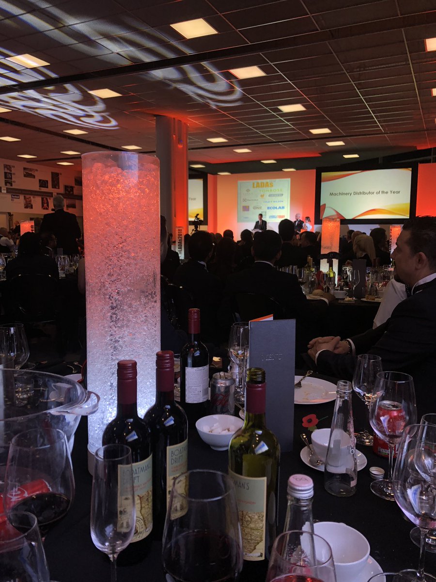 OddSocksGbro's tweet photo. Big night at the #LADAs2018 celebrating all things laundry 😁❤️ https://t.co/gy0rSJ2GJ6