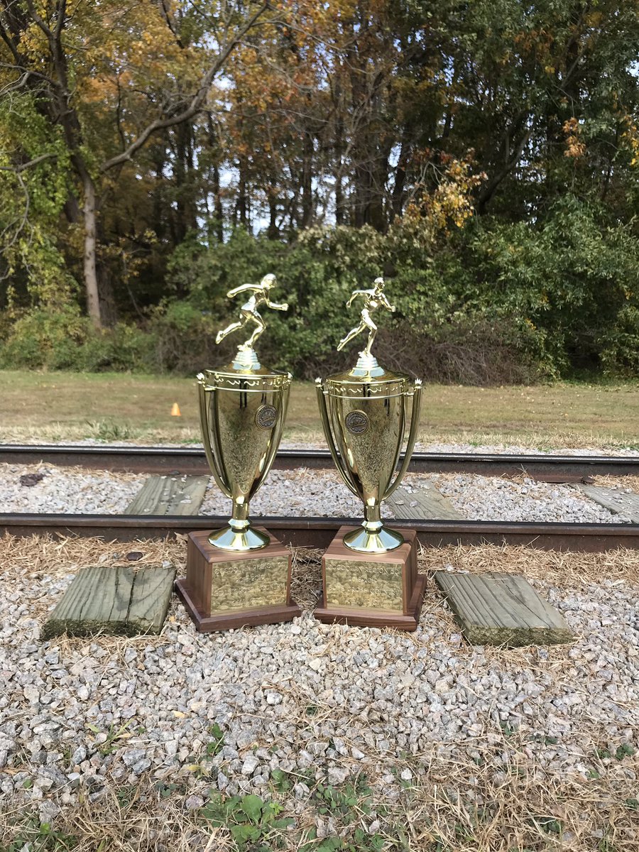 Dave_still_Runs's tweet photo. Another pair of postseason Championships! Two down, ONE to go #xcstates @wspringspartans @WS_xc_tf #xc #VHSL @milesplit @milestatdotcom https://t.co/rbfRMytImh
