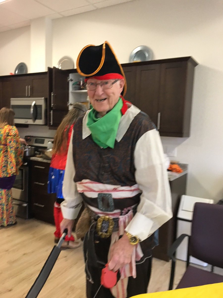 RotaryVillasBdn's tweet photo. Halloween at Rotary Villas!  The best costume was awarded to the ghost.  

#Halloween2018 #TrickOrTreat #RotaryVillas #AssistedLiving #SeniorLiving #HalloweenCostume #HalloweenSpirit https://t.co/khr5AzQltA