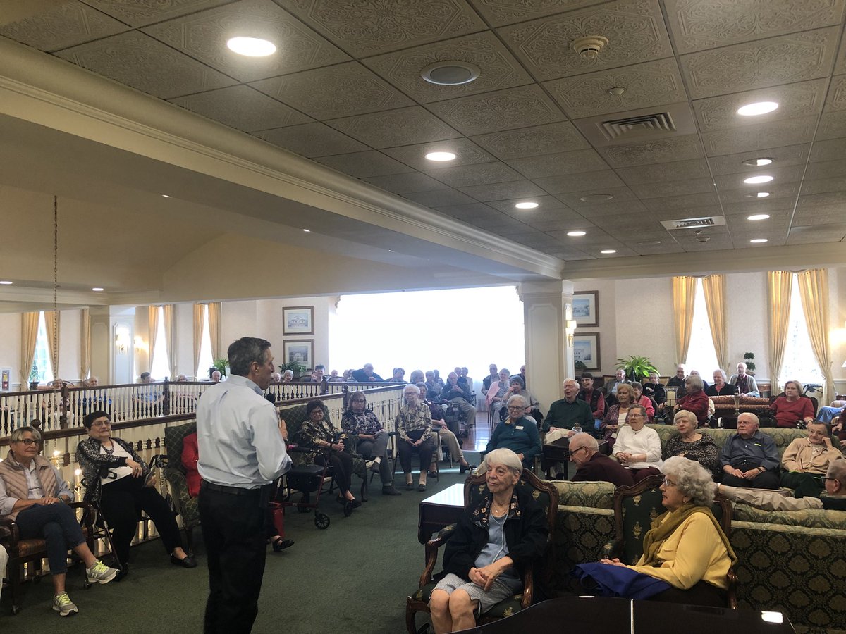 LouBarletta_PA's tweet image. Great crowd at Shannondell Retirement Community in Montgomery County! Our policies are igniting the economy and creating jobs in PA, making it easier for our kids to find jobs and stay close to home. Why would we ever want to stop that? #Lou4Senate