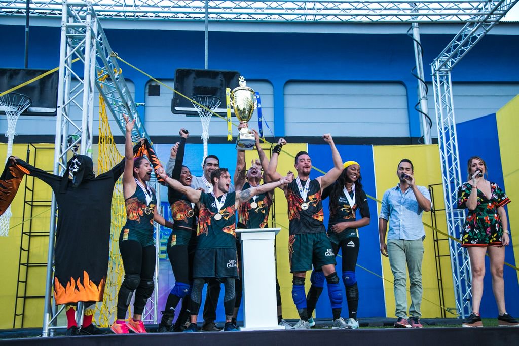 ¡¡CAMPEOOONEEEEESSSSS!!
Los #Fénix se coronaron como los nuevos triunfadores de esta #FinalDesafianteEEG. ¡A celebrar!