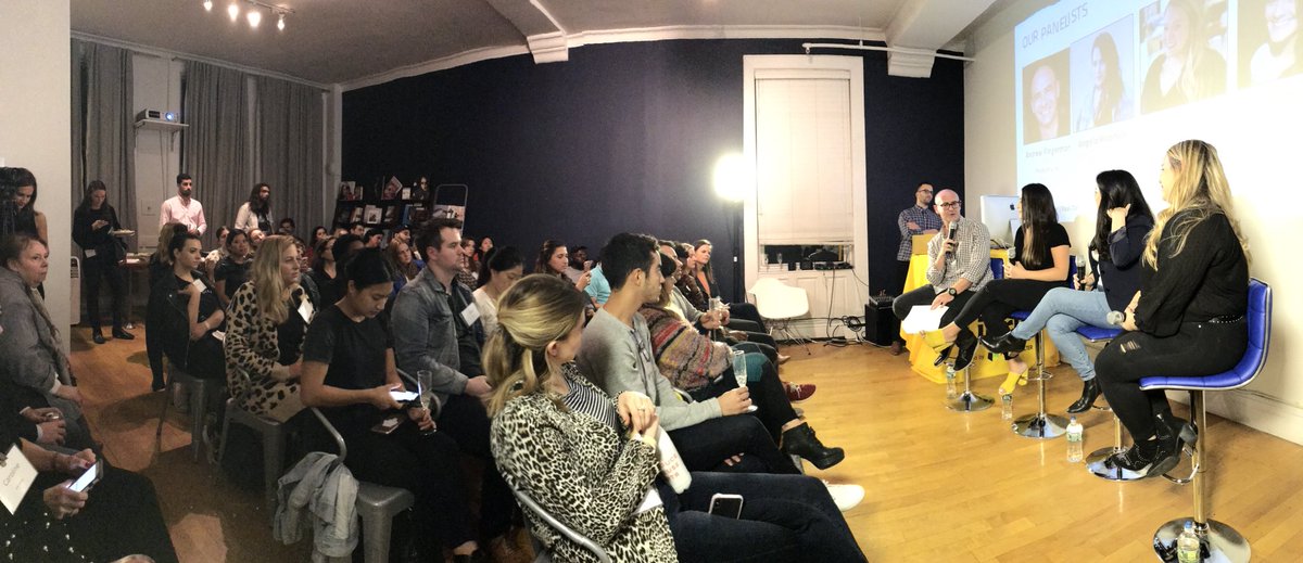 DavidWelkerfoto's tweet photo. Packed house for tonight’s #LibrisCandC on real-time visual storytelling w/ panelists from @getlibris @GIPHY @classpass @BuzzFeed https://t.co/eaw0Rc9TM8
