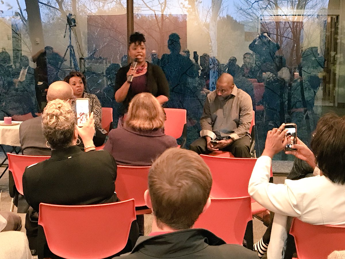 newjoynjourney's tweet photo. This program has been inspiring donors, and fostering a culture of generosity, & not having life altering debt is a gift for me and for my children. @rjanaepitts sharing her personal experience, being transparent about competition. #ctsphd No Toxic Culture! Cohort💕 & Community. https://t.co/K9Eaz69YEp