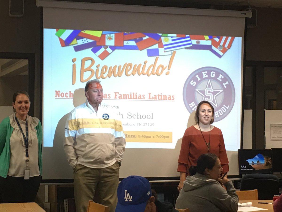 A fabulous family night at Siegel High! A full house of our Latino families.