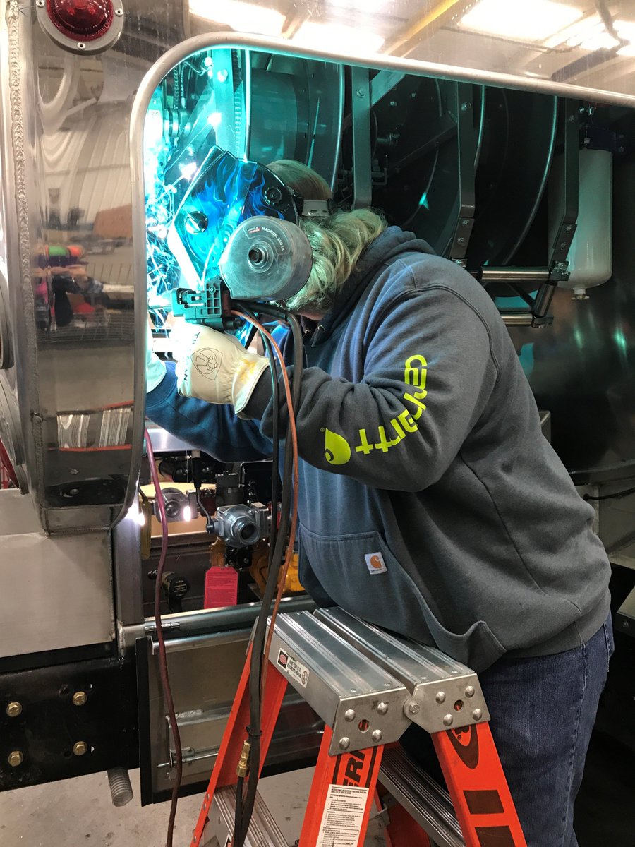 dmtcsc's tweet photo. Hunter Stephens is a @vikings753 senior who completed the Welding program at @dmtcsc . On 10/8/18, Hunter started a WBL assignment at Oilmen's Equipment Corp where he is earning school credit while being paid for on the job training. #DMTC50Strong #WBL #MrsPerry https://t.co/nDJK1yc9sr