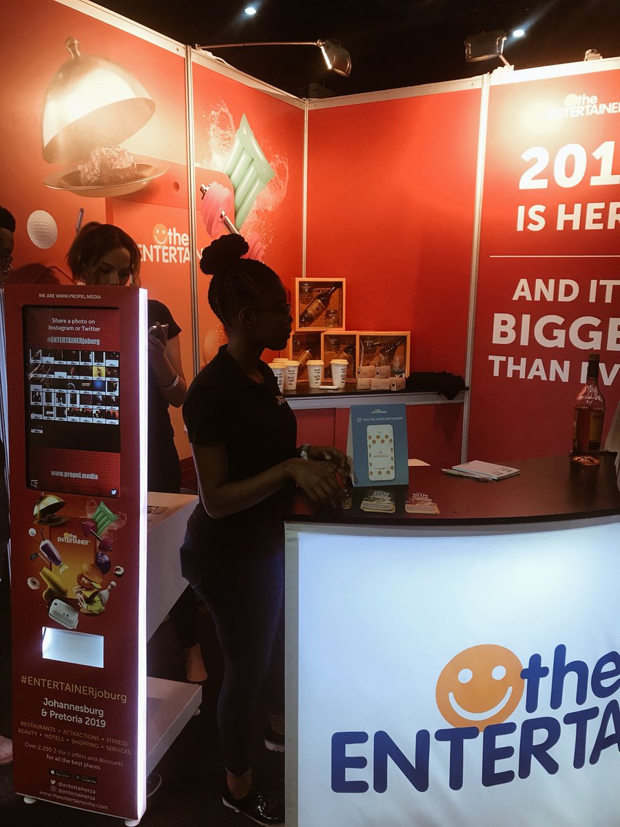 Thobi_Rose's tweet image. Amazing prizes and pics printed quick fast if you use the hashtag #ENTERTAINERjoburg - plus the 2019 App is already on sale y’all.. more savings!!!! #SaveWithASmile @EntertainerZA