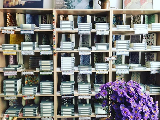 Soaking up my favourite London spots while I can! 😍📚 I *might* be stockpiling Persephones to take with me..... •
•
#persephonebooks #bookshop #london #bookstore #londonbookshops #favouriteplaces #bookstagram #readwomen #womenwriters #booklovers #magi… ift.tt/2QcmzR7