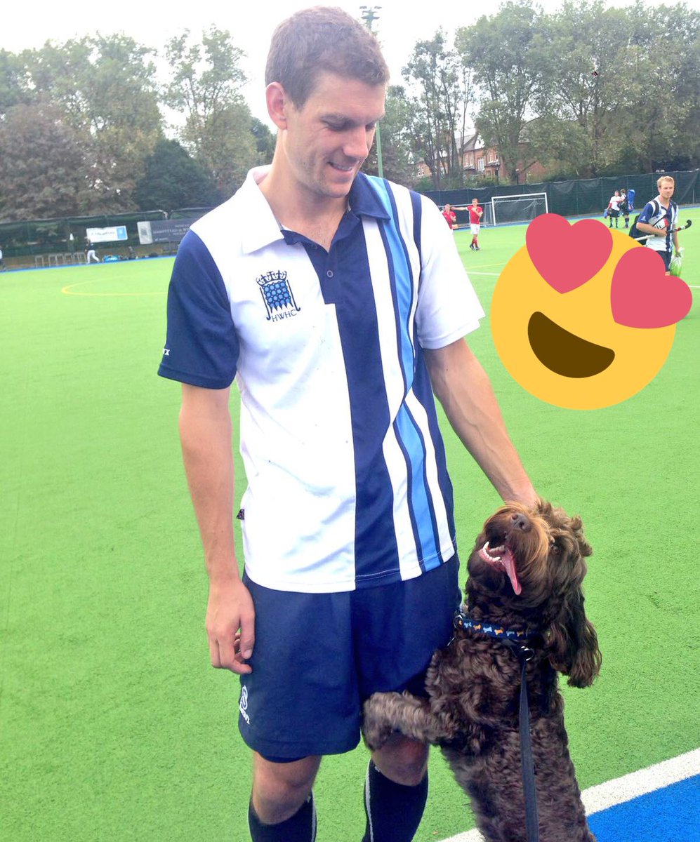 Twitter reckons that 99% of our followers love dogs... so here’s a picture of Rolo with Smudge to make you all happy... #hockey #dog