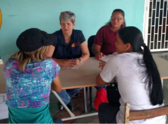 La Defensa Pública brindó asesoría jurídica gratuita a padres y representantes de la escuela básica Carmen Guédez, ubicada en el municipio Brión del estado #Miranda, durante una jornada de asistencia al ciudadano organizada por este órgano del sistema de justicia